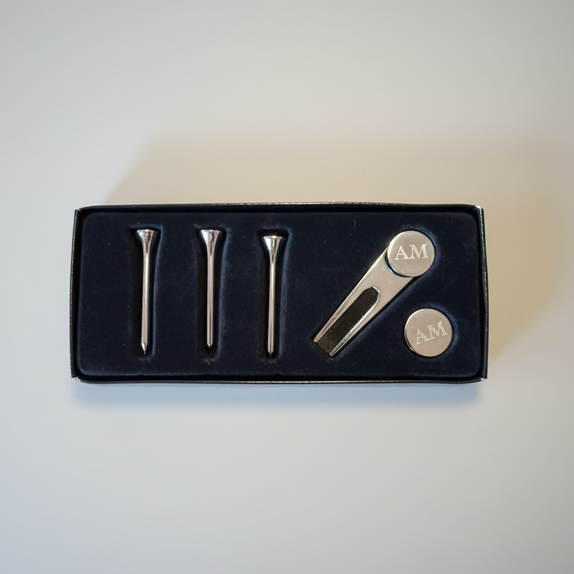 Personalised Golf Gift Set - Custom Engraved Golf Ball Markers & Divot Tool - Initials Golf Set - Men's Golf Accessories